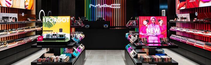 MAC wchodzi do Sephory w USA. Znak czasów dla rynku beauty